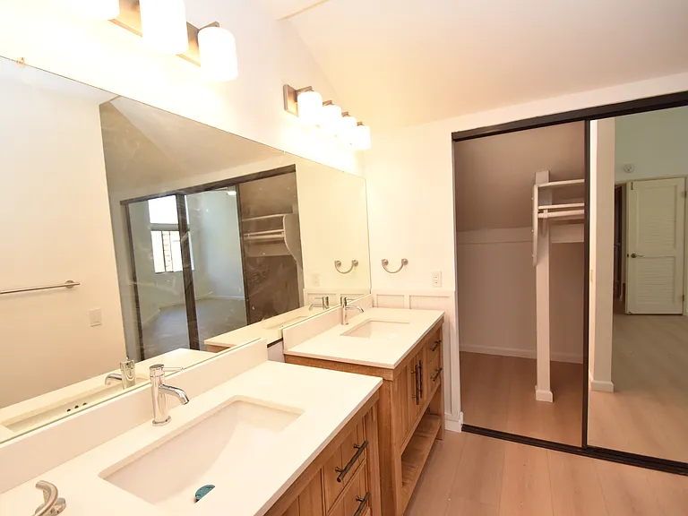 4614 Corrida Cir — Photo 11