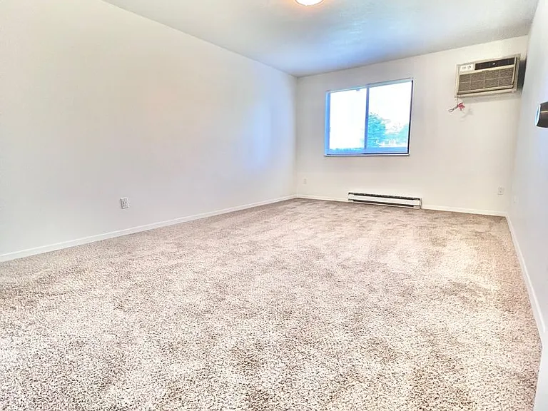 Acres Crossing Apartments — Photo 21