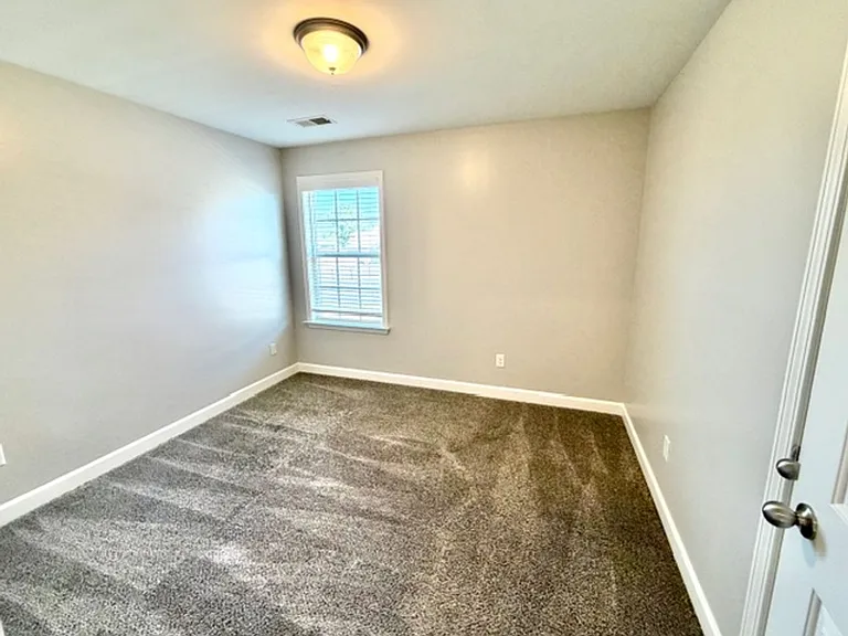 9274 Lakeside Cir S — Photo 10