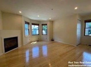 65 Calumet St #1A, Roxbury Crossing, MA 02120