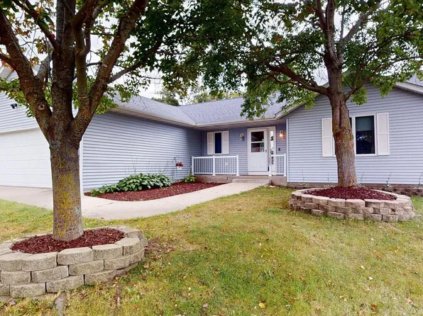 1007 Golfers Ct SE, Rochester, MN 55904