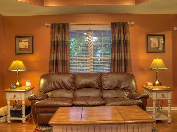 3rd image of 175 Swan Way