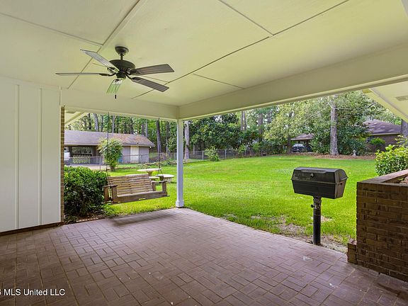 5th image of 41 Sagewood Dr