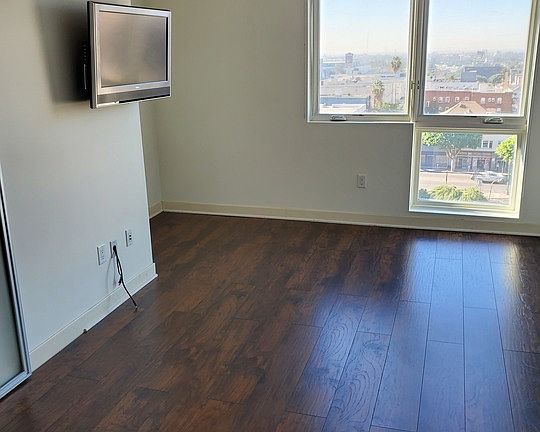 4th image of 1234 Wilshire Blvd APT 516