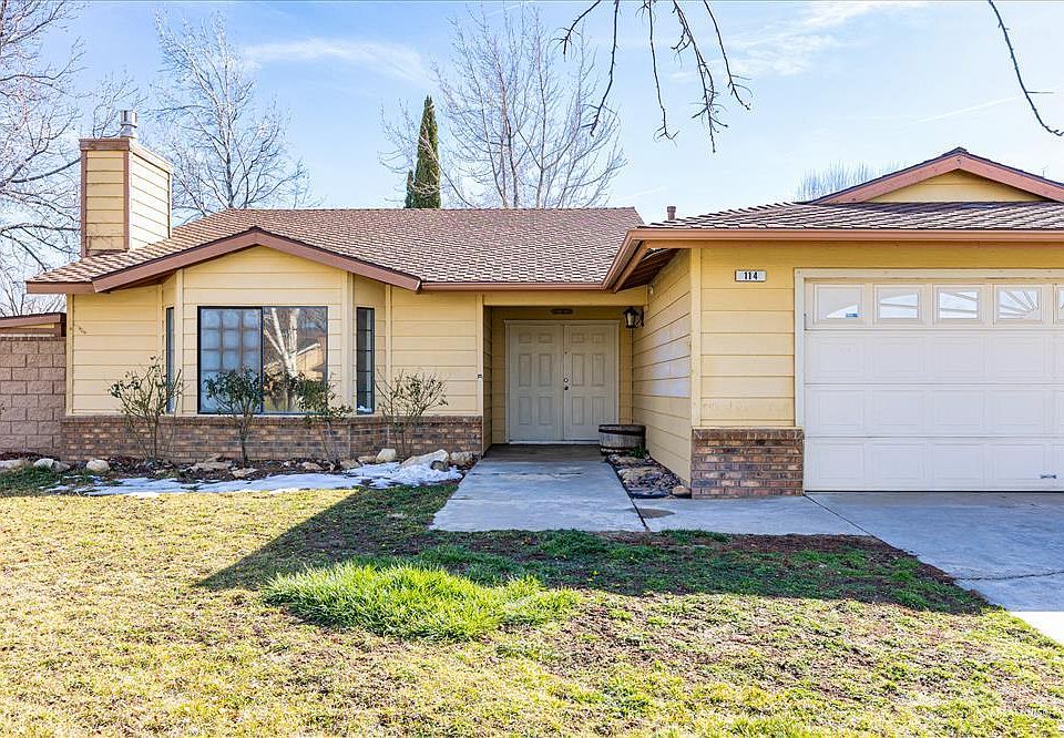 1st image of 114 Chaparrel St