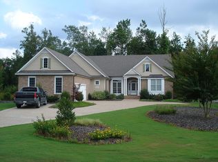 1421 Alexander Ln, Trent Woods, NC 28562
