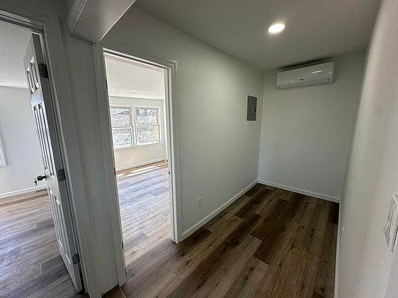 5th image of 68 Massachusetts Ave Floor 1