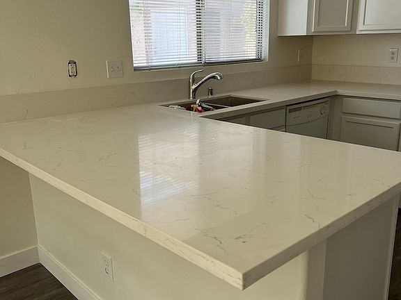 2nd image of 4634 Gravel Rock St