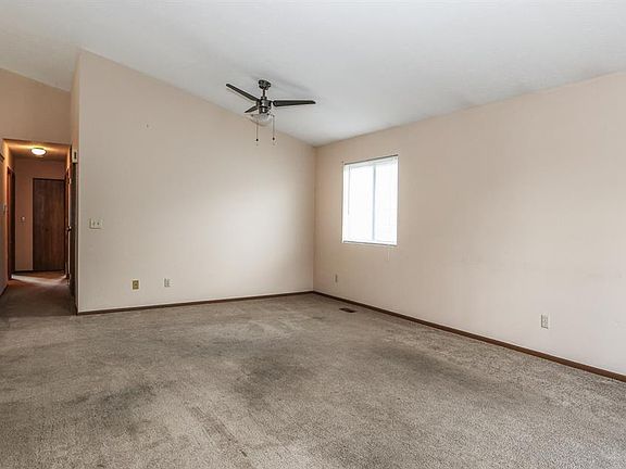 2nd image of 3918 Bonita Dr