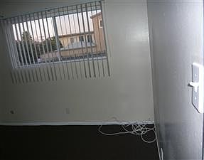 3rd image of 1253 W 106th St APT 13