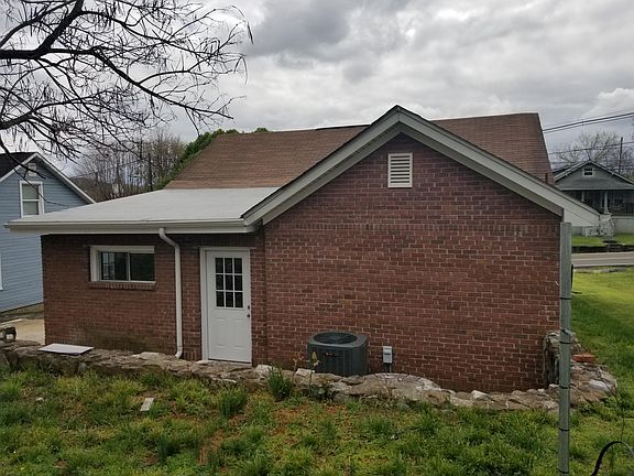 3rd image of 341 May Ave