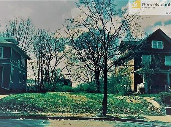 3rd image of 3408 Charlotte St