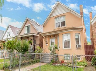 3530 W Beach Ave, Chicago, IL 60651