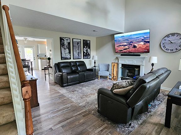 3rd image of 3384 Pueblo Ct