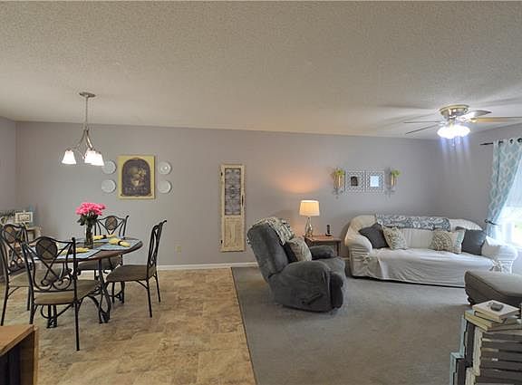 4th image of 2806 Tumbleweed Dr
