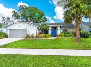 4547 Topaz Ct, Sarasota, FL 34233