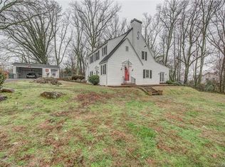 1841 Country Club Rd, Gastonia, NC 28054