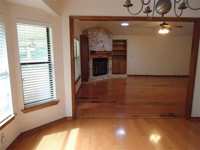9903 Grand Oak Dr — Photo 17