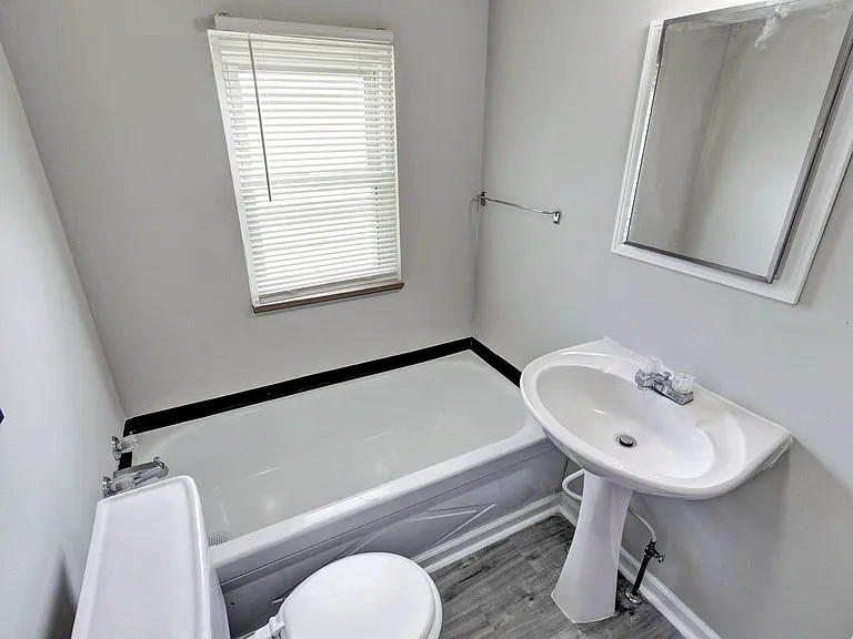 1748 N Bancroft St — Photo 7