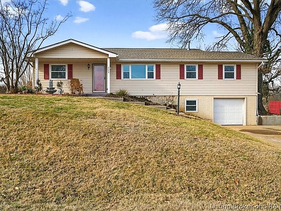 2nd image of 2705 Diana Drive