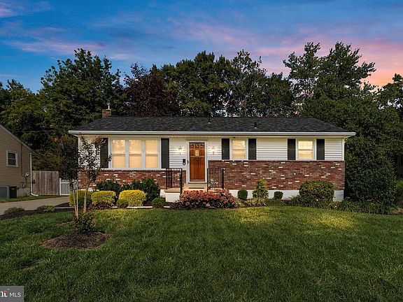 2nd image of 44 Spring Dr