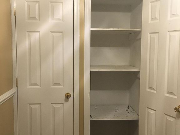 4th image of 612 Arlene St Floor 1