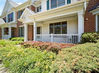 1885 Norhardt Dr, Brookfield, WI 53045