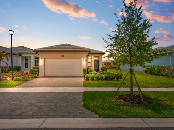 9013 SW Vetta Way, Port St Lucie, FL 34987