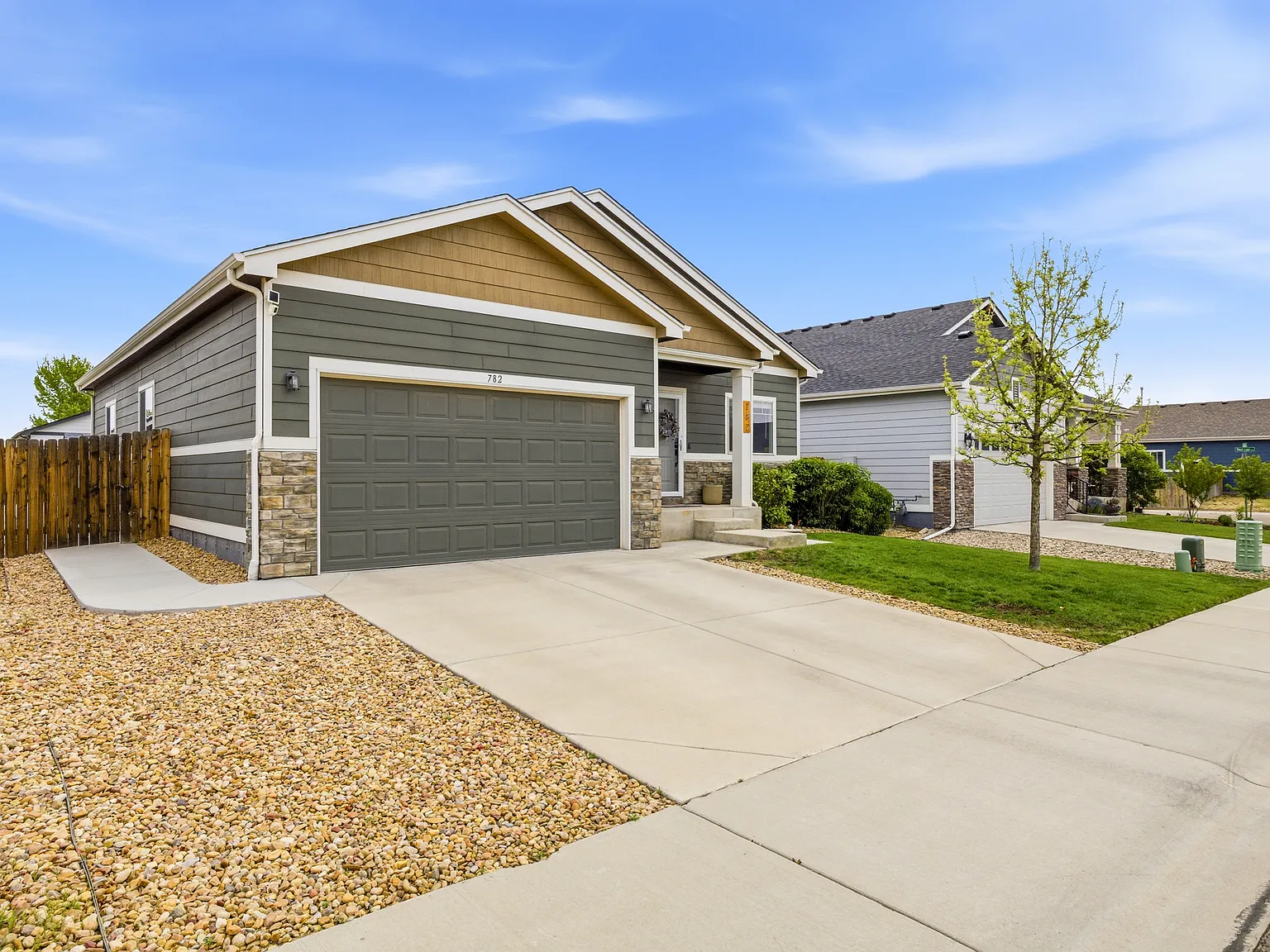 782 Settlers Dr — Photo 3