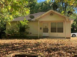 1637 Graham St, Paris, TX 75460