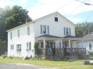 16 Howard St, Massena, NY 13662