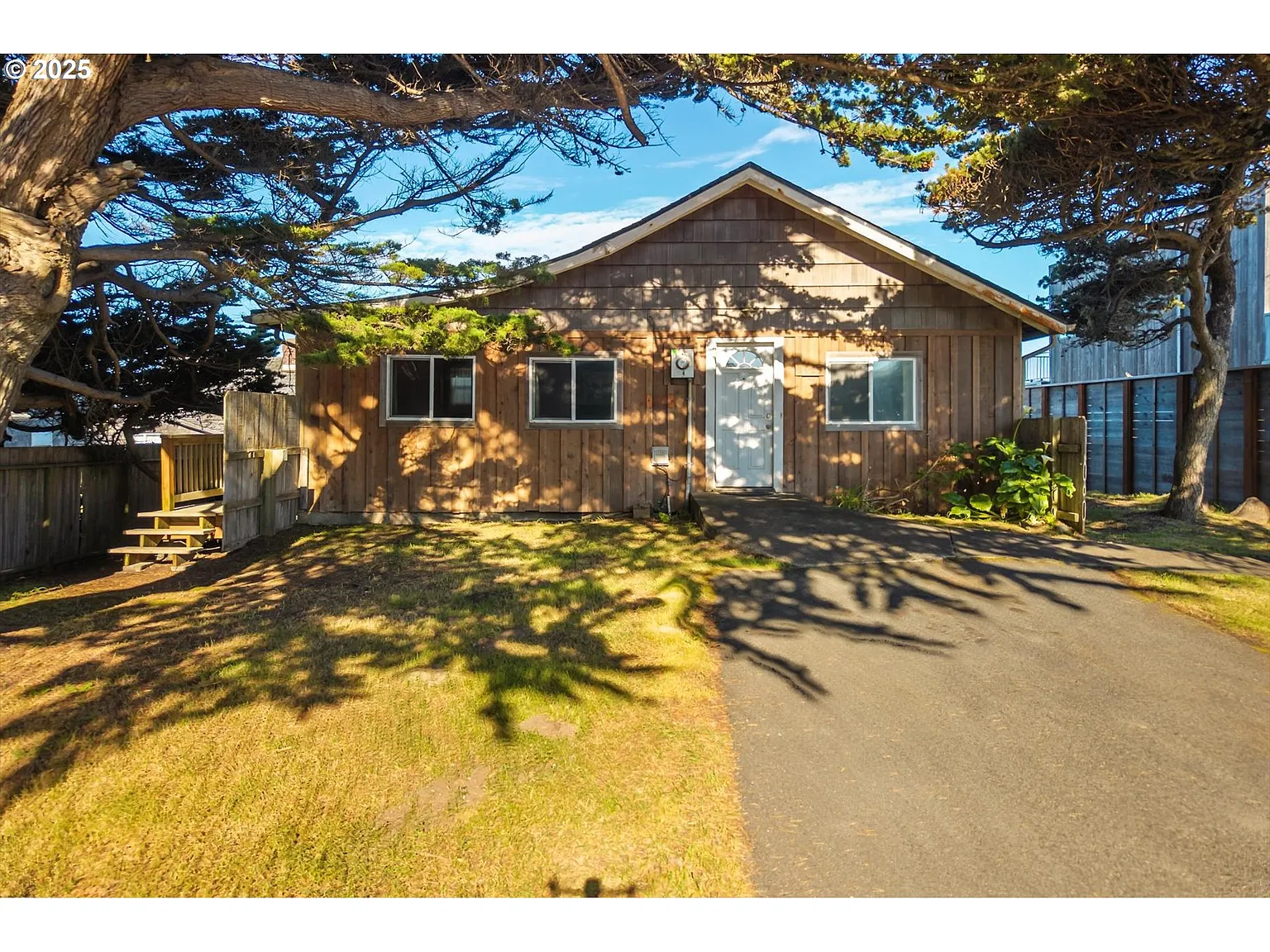 1920 Beach Loop Dr SW photo 1