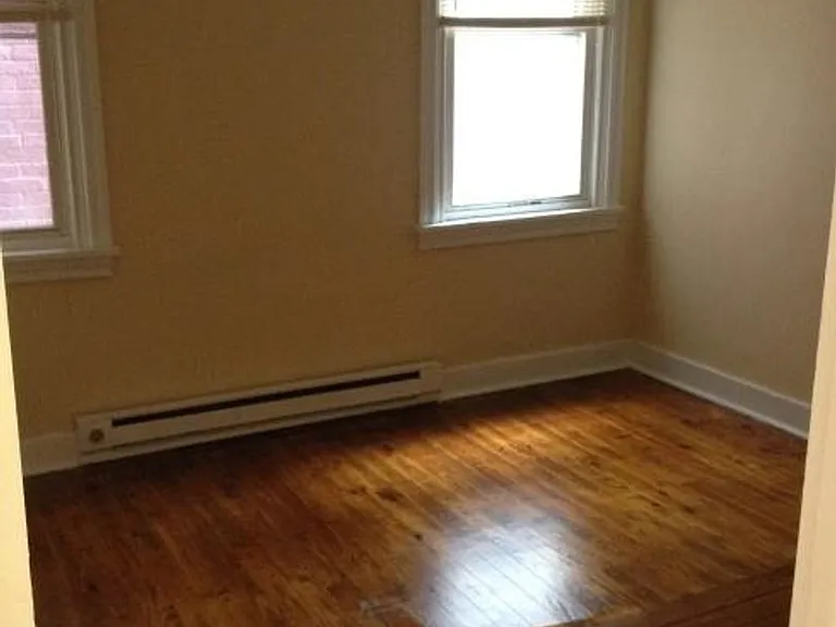 142 S Hanover St #1 — Photo 9