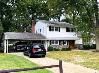 405 Sunset Ave, Maple Shade, NJ 08052