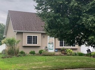 1004 Addleman St, Joliet, IL 60431