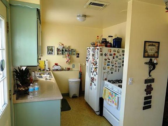 5th image of 18404 E Benbow St