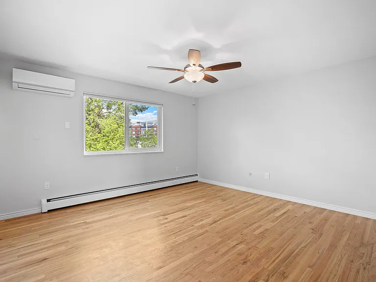 3570 S Hillcrest Dr — Photo 18