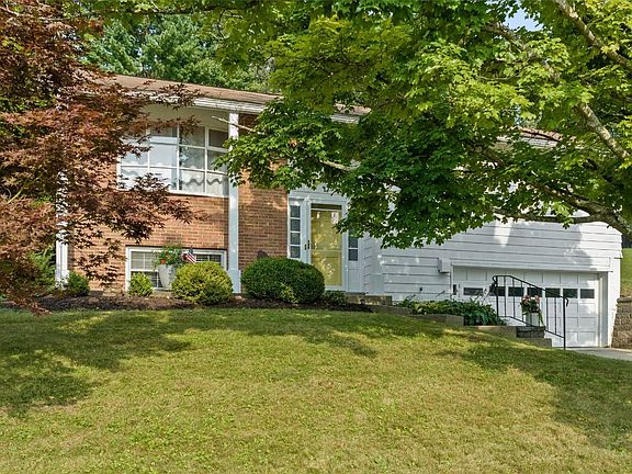 2nd image of 47 Frederick Dr