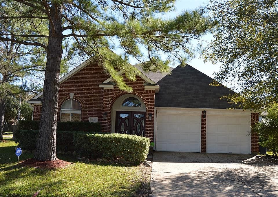 1st image of 19403 Savannah Creek Ln