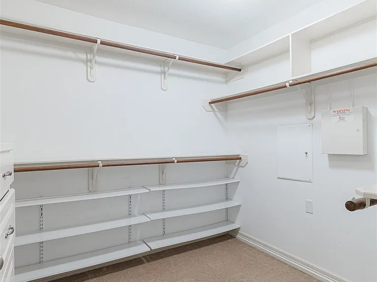 11207 Tramonto Dr — Photo 33