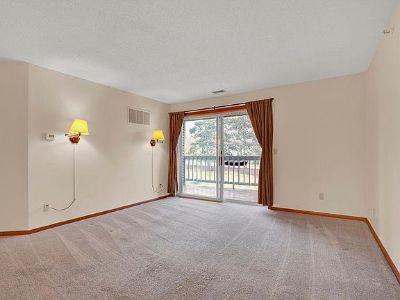 5th image of 1225 Ferndale St N #B8