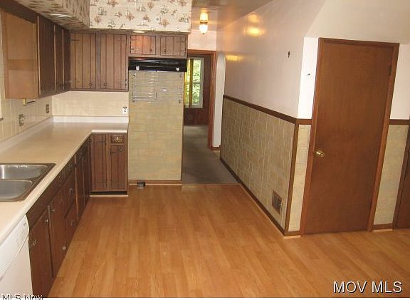 2nd image of 3301 Spruce St