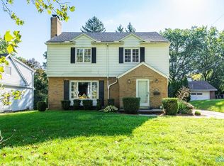 2226 Dundas Rd, Toledo, OH 43606