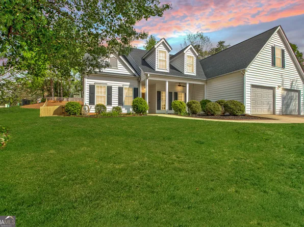 4 Trailwood Ln, Newnan, GA 30265