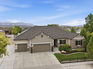 121 W Misty Ln, Tooele, UT 84074