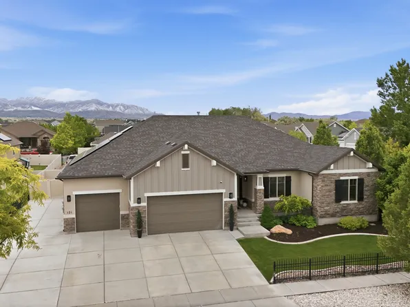 121 W Misty Ln, Tooele, UT 84074