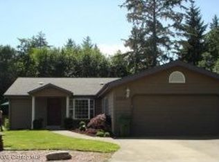 1263 SW 9th St, Warrenton, OR 97146