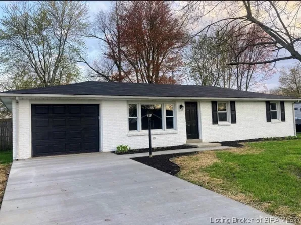 125 Maple Street, Hanover, IN 47243