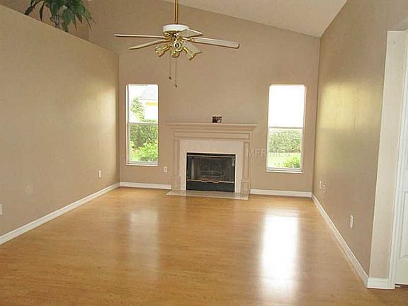 4th image of 33449 Lake Bend Cir