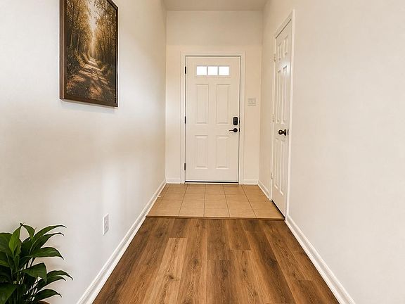 3rd image of 29722 Buffalo Canyon Dr